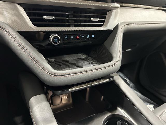 new 2025 Ford Explorer car, priced at $45,073
