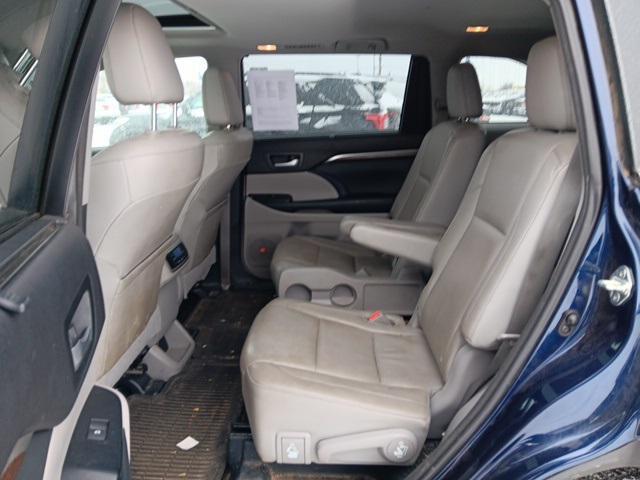 used 2014 Toyota Highlander car, priced at $16,500