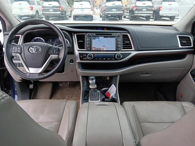 used 2014 Toyota Highlander car, priced at $16,500