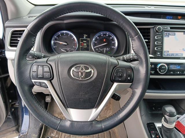 used 2014 Toyota Highlander car, priced at $16,500