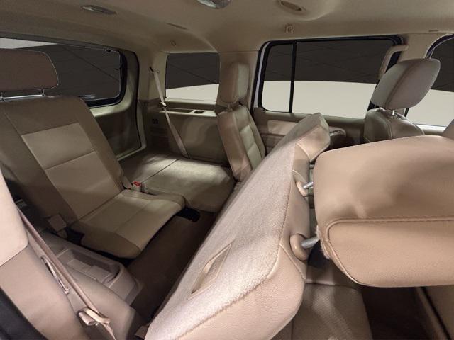 used 2007 Mercury Mountaineer car, priced at $6,000