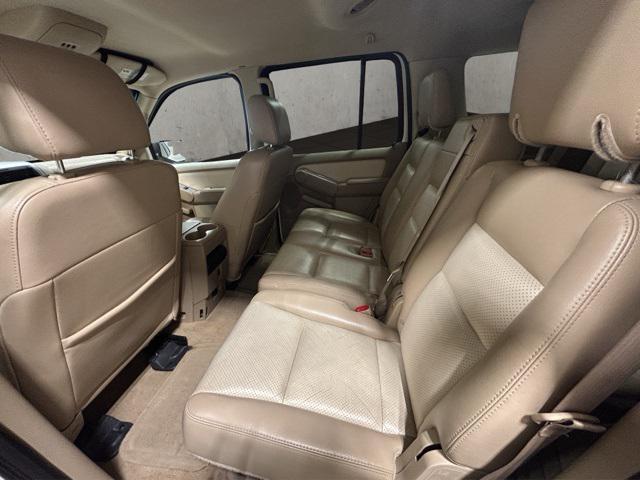 used 2007 Mercury Mountaineer car, priced at $6,000