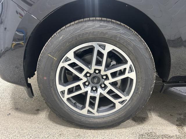 new 2025 Ford Expedition Max car, priced at $71,515