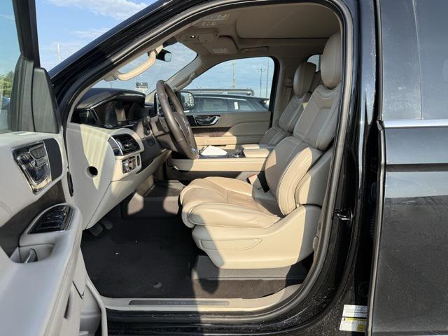 used 2018 Lincoln Navigator car, priced at $32,000