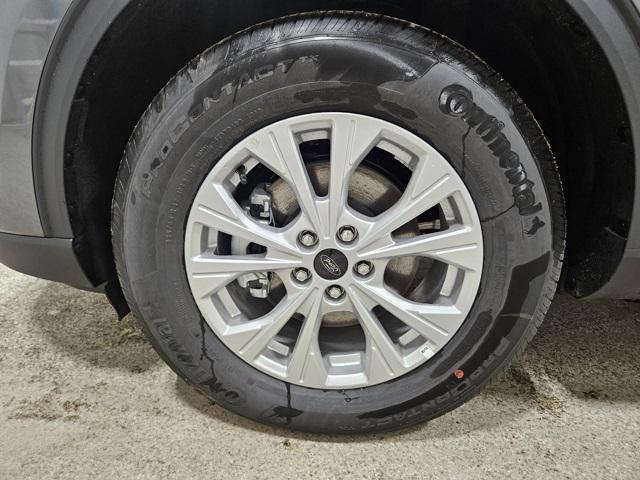 new 2025 Ford Escape car, priced at $30,274