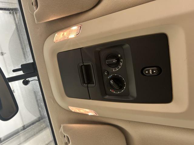 used 2004 Ford Expedition car, priced at $4,500