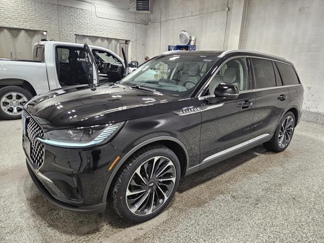 new 2025 Lincoln Aviator car, priced at $79,300