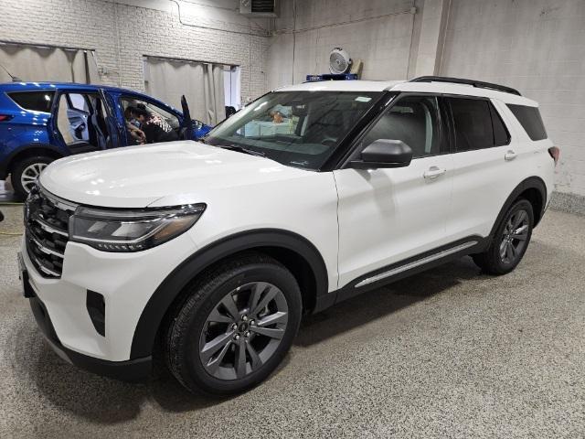 new 2025 Ford Explorer car, priced at $47,240