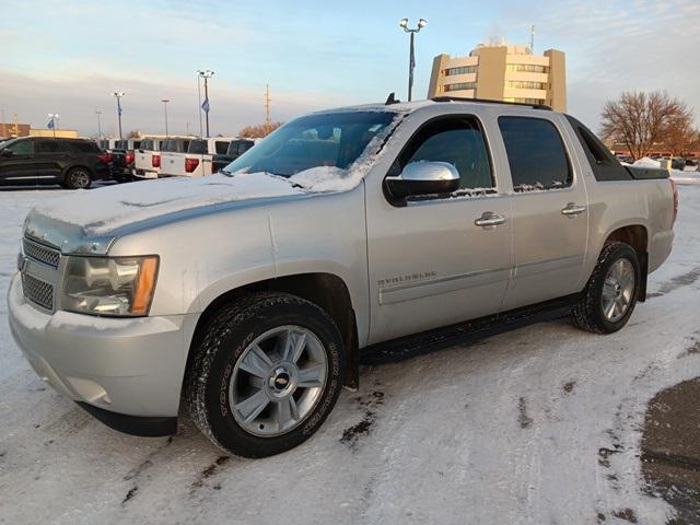 used 2010 Chevrolet Avalanche car, priced at $16,000