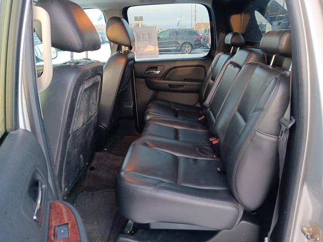 used 2010 Chevrolet Avalanche car, priced at $16,000