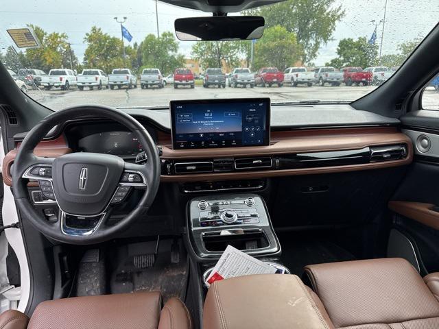 used 2023 Lincoln Nautilus car, priced at $45,000