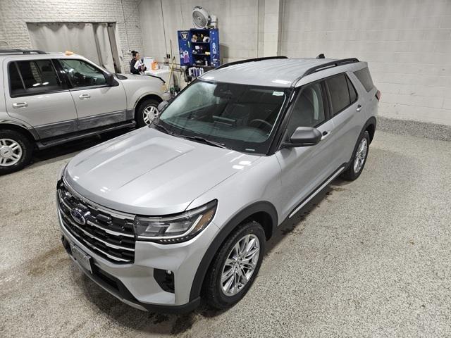 new 2025 Ford Explorer car, priced at $44,350