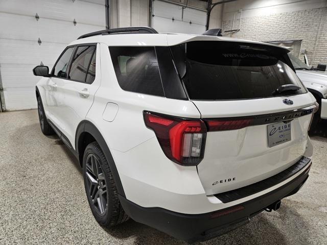 new 2025 Ford Explorer car, priced at $49,285