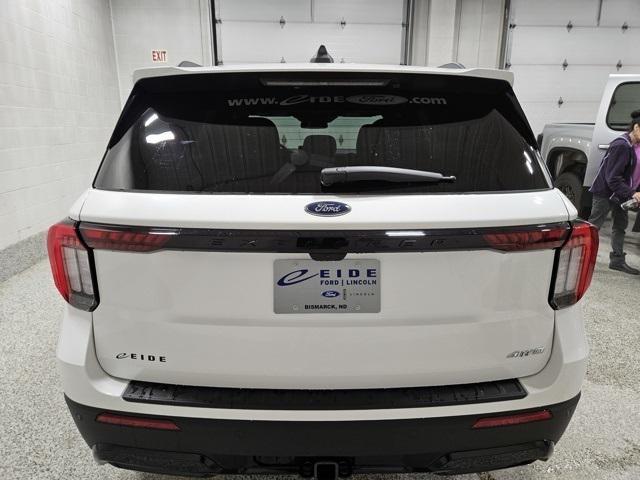 new 2025 Ford Explorer car, priced at $49,285