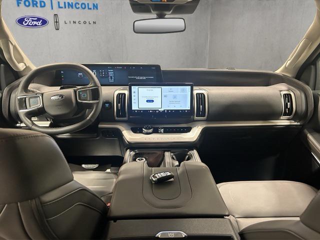 new 2025 Ford Expedition Max car, priced at $71,415