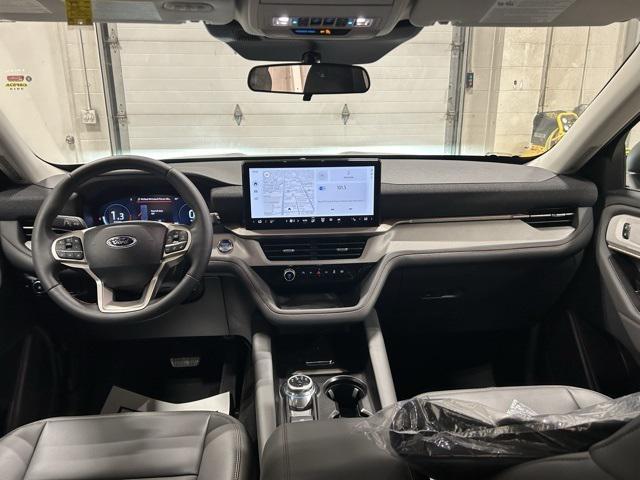 new 2025 Ford Explorer car, priced at $48,414