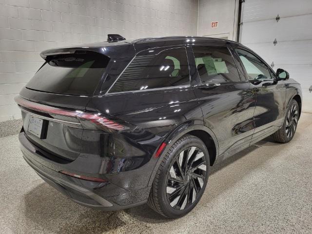 new 2024 Lincoln Nautilus car, priced at $66,220