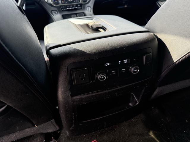 used 2016 Chevrolet Suburban car, priced at $18,000