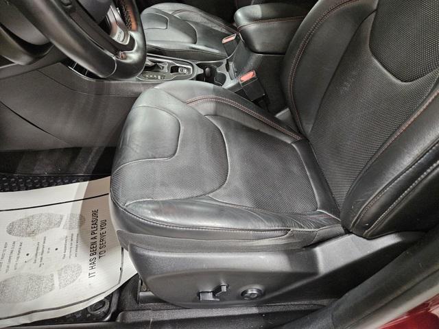used 2021 Jeep Cherokee car, priced at $21,570