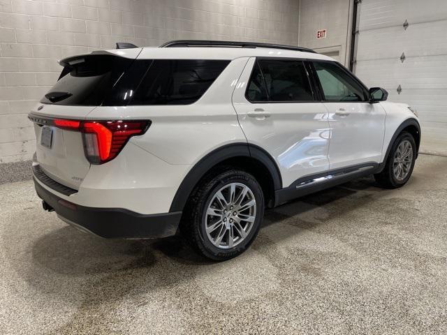 new 2025 Ford Explorer car, priced at $47,460