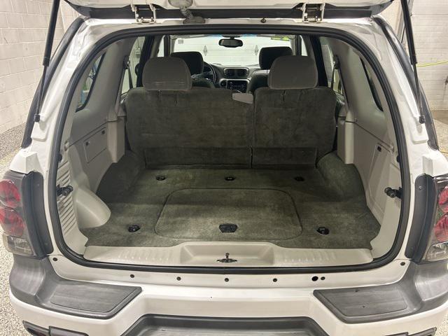 used 2002 Chevrolet TrailBlazer car, priced at $6,000