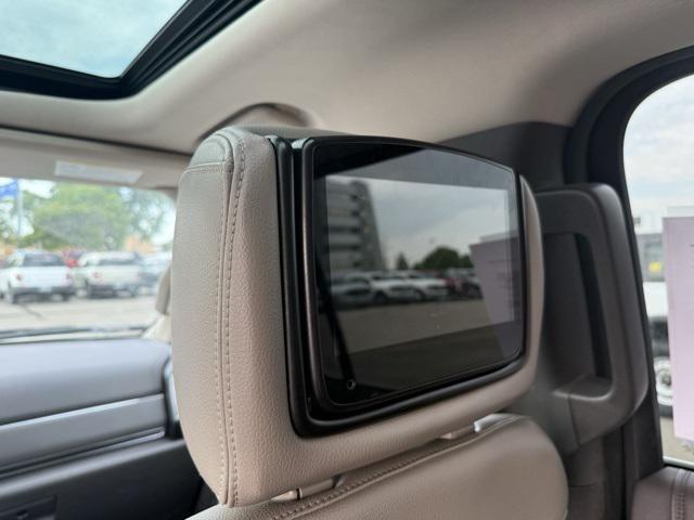 used 2018 Ford Expedition Max car, priced at $30,000