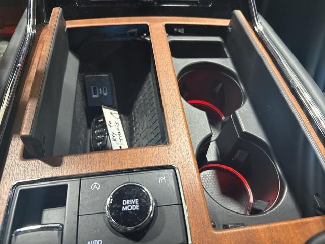 used 2023 Lincoln Navigator car, priced at $73,000