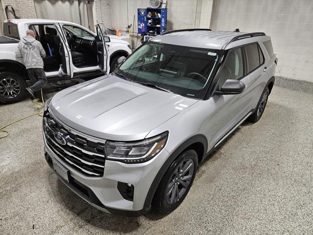 new 2025 Ford Explorer car, priced at $43,895