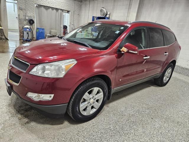 used 2010 Chevrolet Traverse car, priced at $5,500