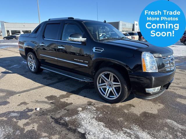 used 2011 Cadillac Escalade EXT car, priced at $10,000