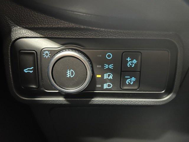 new 2025 Ford Explorer car, priced at $45,095