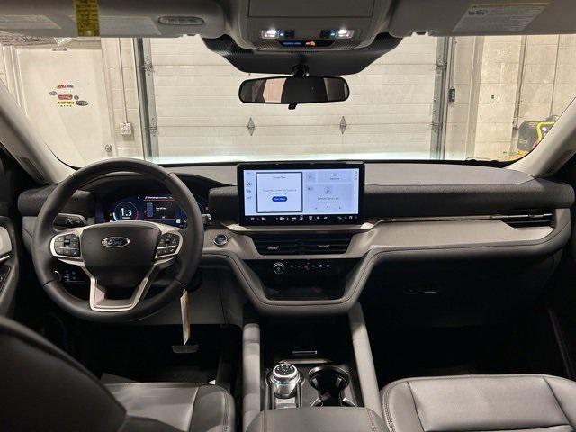 new 2025 Ford Explorer car, priced at $45,095