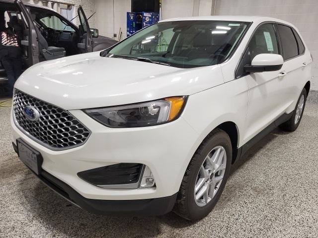 new 2024 Ford Edge car, priced at $37,763