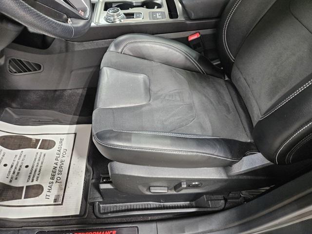 used 2022 Ford Edge car, priced at $29,000