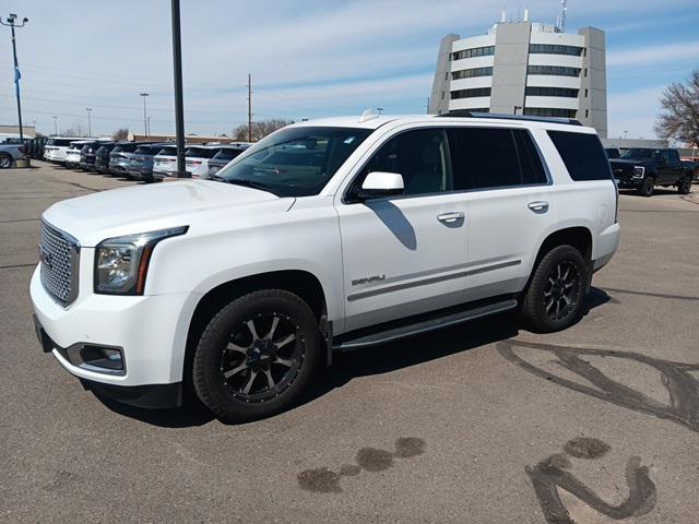 used 2017 GMC Yukon car, priced at $30,000