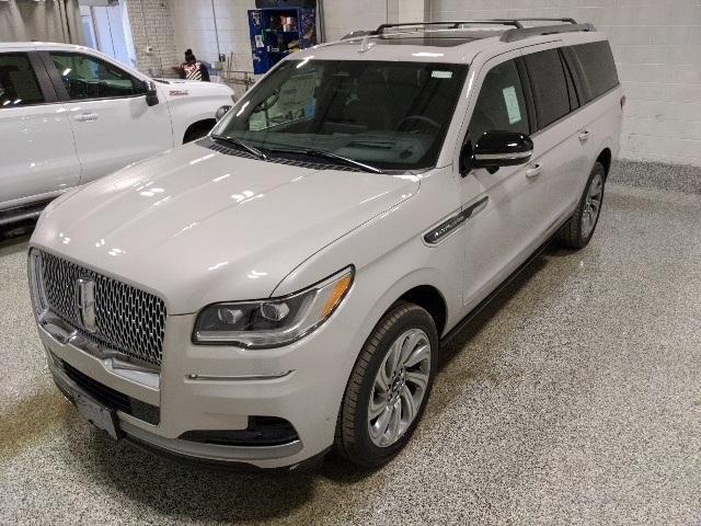 new 2024 Lincoln Navigator car, priced at $95,509