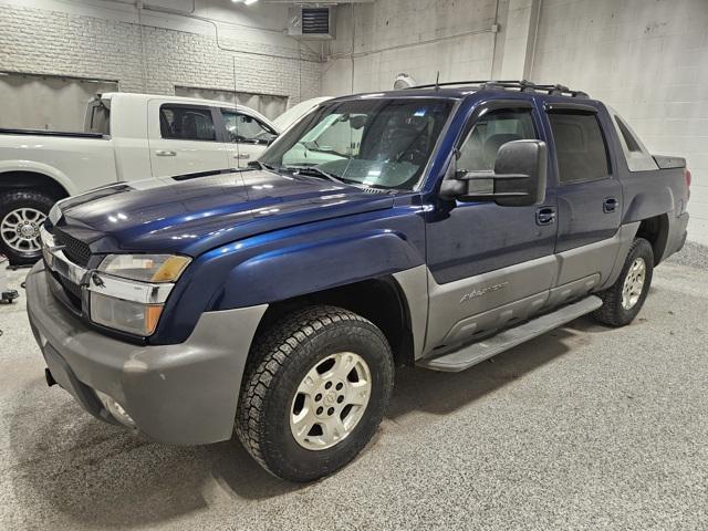 used 2002 Chevrolet Avalanche car, priced at $6,000