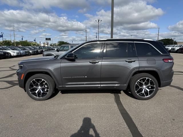 used 2022 Jeep Grand Cherokee car, priced at $46,000