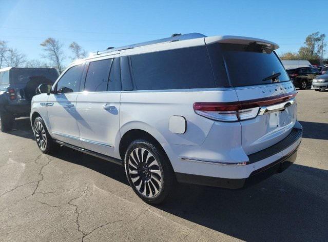 used 2022 Lincoln Navigator car, priced at $60,000