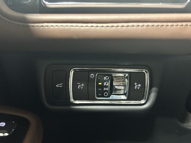 new 2025 Lincoln Aviator car, priced at $67,053