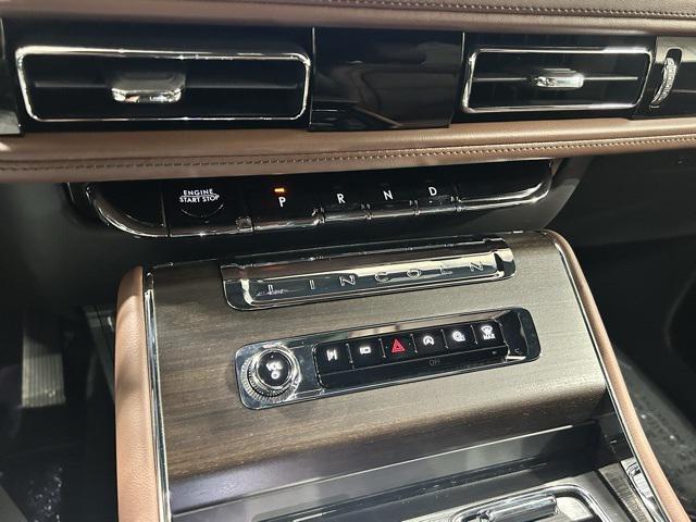 new 2025 Lincoln Aviator car, priced at $68,015