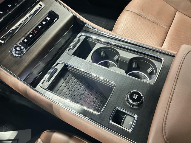 new 2025 Lincoln Aviator car, priced at $68,015