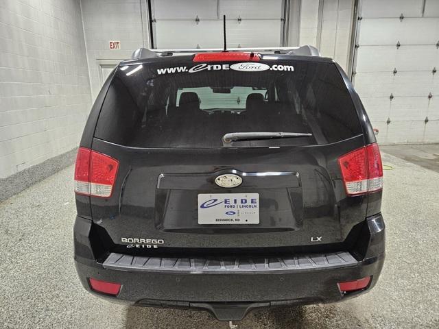 used 2009 Kia Borrego car, priced at $5,000