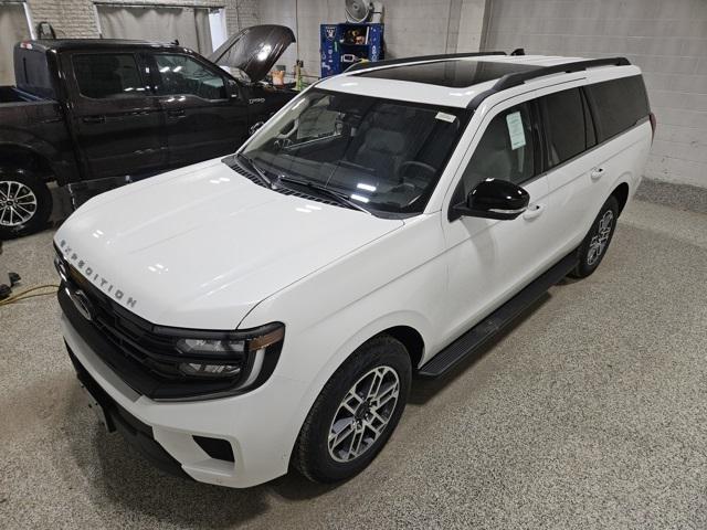 new 2025 Ford Expedition Max car, priced at $71,395
