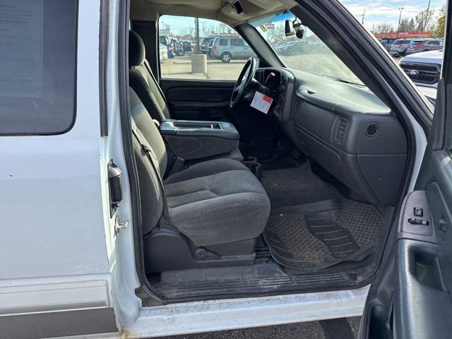 used 2005 Chevrolet Silverado 1500 car, priced at $3,500