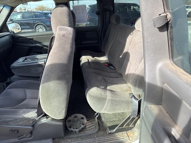 used 2005 Chevrolet Silverado 1500 car, priced at $3,500