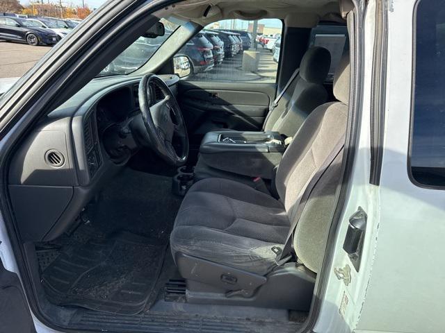 used 2005 Chevrolet Silverado 1500 car, priced at $3,500