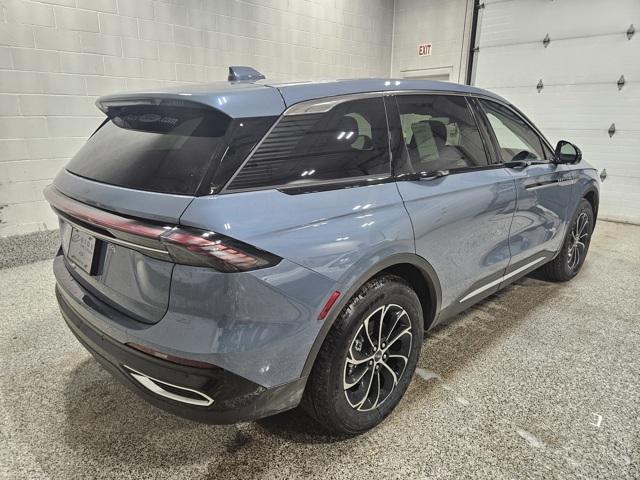 new 2025 Lincoln Nautilus car, priced at $58,270