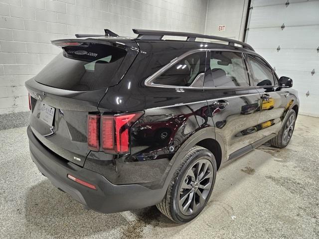 used 2023 Kia Sorento car, priced at $33,500