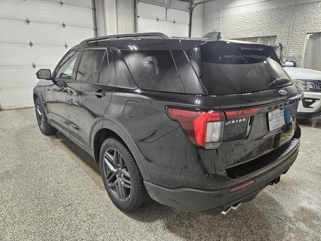 new 2025 Ford Explorer car, priced at $55,774